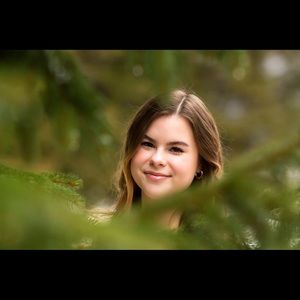 Meet your Posher, Abby